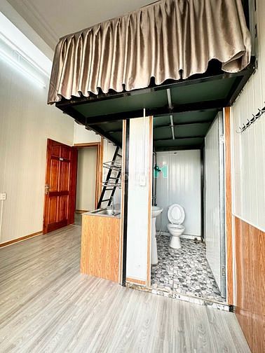 Hình ảnh CHDV Cao Cấp Có Gác Cửa Sổ Trời Ngay Chợ Phạm Văn Hai