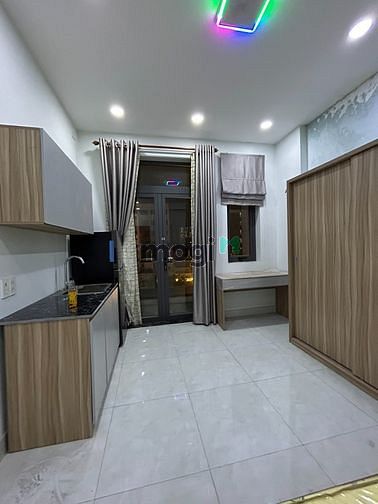 Hình ảnh Trống sẵn studio ban công full nội thất sau lưng Etown