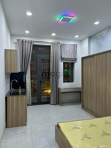 Hình ảnh Trống sẵn studio ban công full nội thất sau lưng Etown
