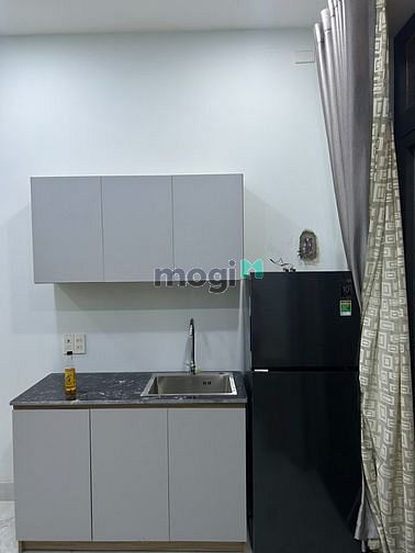 Hình ảnh Trống sẵn studio ban công full nội thất sau lưng Etown