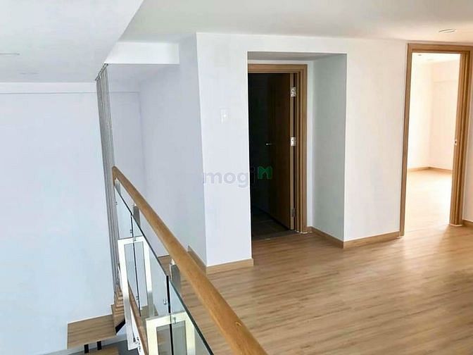 Hình ảnh Cho thuê chung cư La astoria, Q2. Căn góc,có lửng,bancon.3PN 3WC. 140m