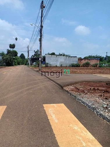 Hình ảnh Đất Thổ Cư 100% Xây Dựng , Đất Nằm Mặt Tiền Đường Lớn . 100m2/ 1Tỷ SHR
