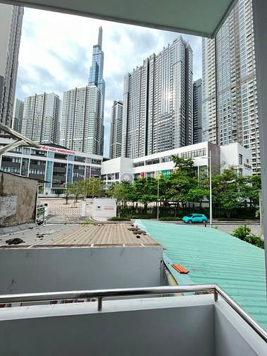 Hình ảnh Căn Hộ Studio Ban Công Lớn Có Máy Giặt Riêng _ View LandMark 81