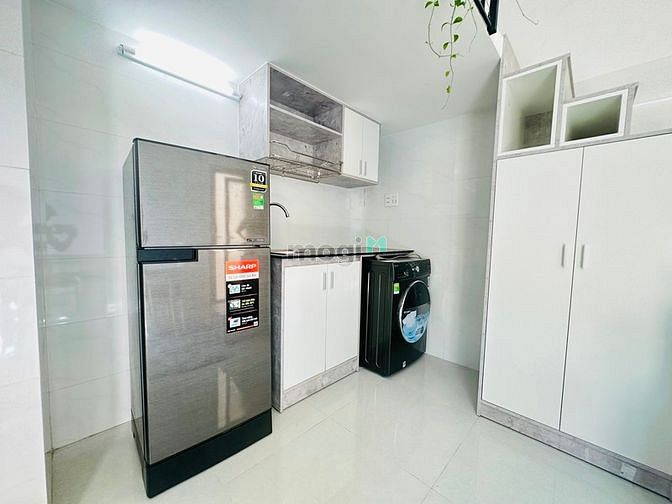 Hình ảnh Thuê Trang Chủ MB66.COM / Đăng Ký Tặng 66K có ban công gần Phan Xích Long, Phú Nhuận