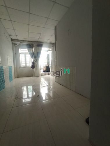 Hình ảnh Bán gấp nhà 1 sẹc  đường lớn quận 12