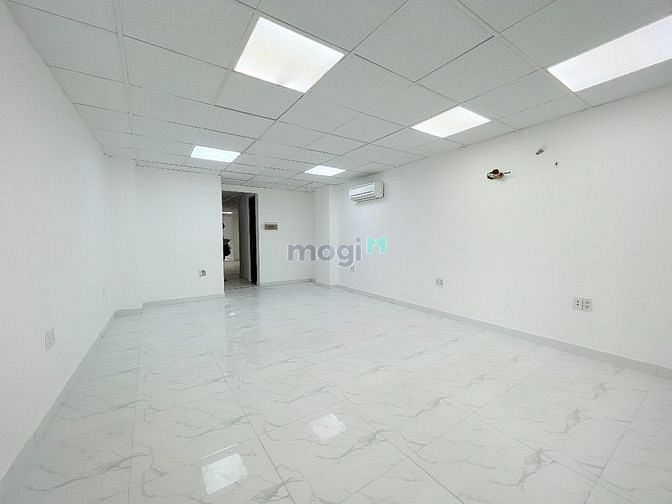 Hình ảnh Miễn phí 1.5 tháng tiền thuê , sàn văn phòng lầu 1 vị trí đẹp