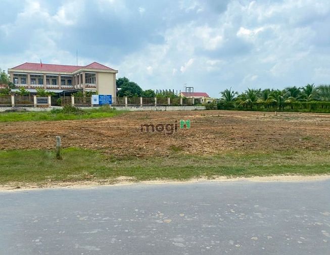 Hình ảnh Bán 4 Lô (20x50)=1100m2 Shr Thổ Cư, Đất Thị Xã, Sát Chợ, Giá 290tr