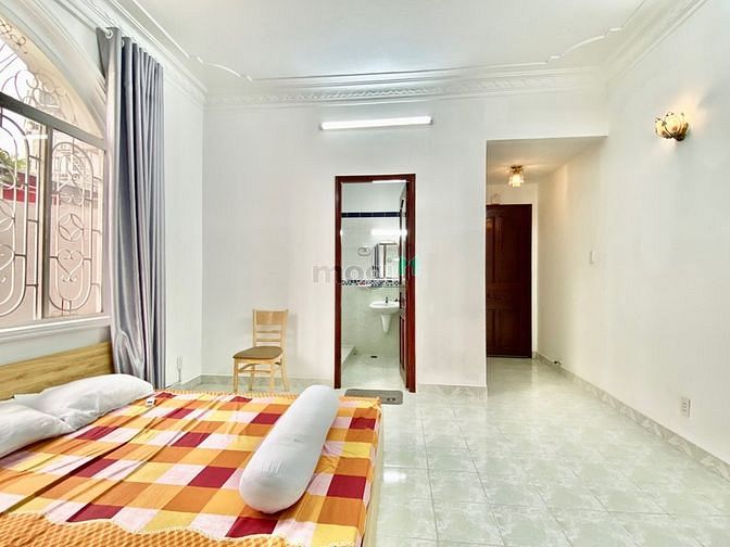 Hình ảnh Cho thuê phòng studio view cửa sổ lớn - tách bếp phường 2 ngay khu sân