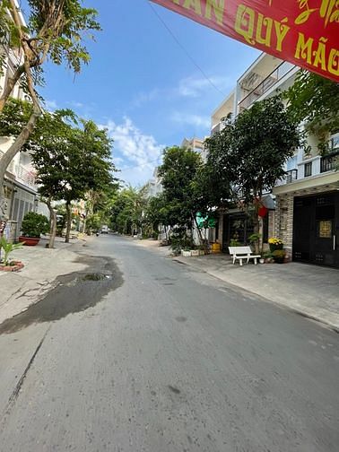 Hình ảnh BÁN GẤP lô đất cực đẹp 6m x 20m (120 m2), đường rộng12m Đặng Thùy Trâm