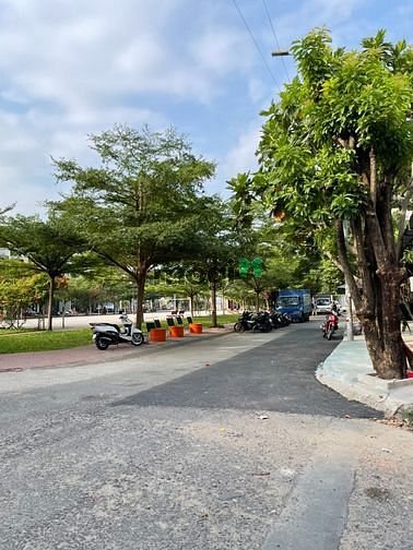 Hình ảnh BÁN GẤP lô đất cực đẹp 6m x 20m (120 m2), đường rộng12m Đặng Thùy Trâm