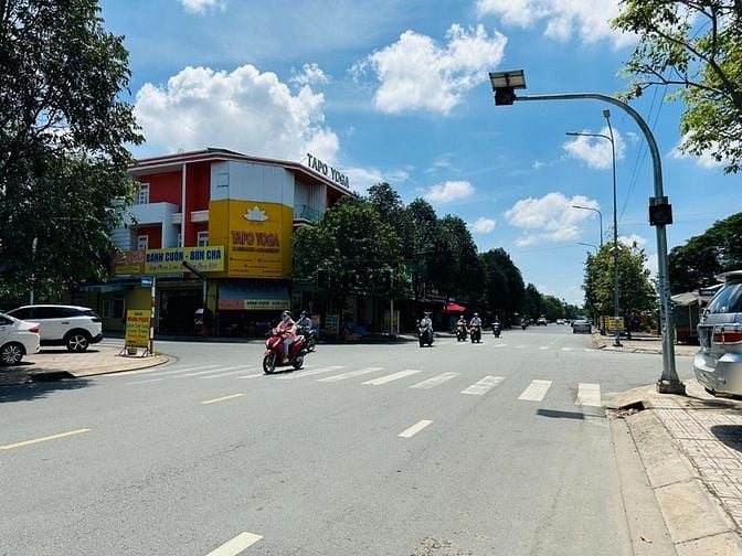 Hình ảnh Cho thuê cặp nhà liên kế đường N1 khu dân cư D2D, P.Thống Nhất