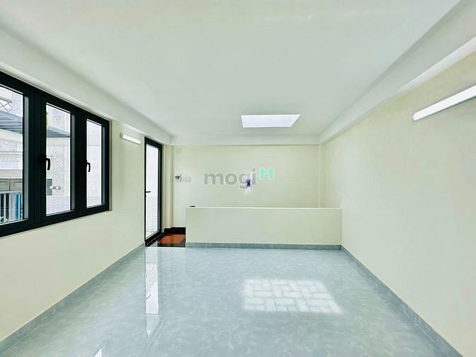 Hình ảnh CHỐT LẸ Nhà Trần Bình Trọng 60m2 Chỉ 2,5 tỷ SHR
