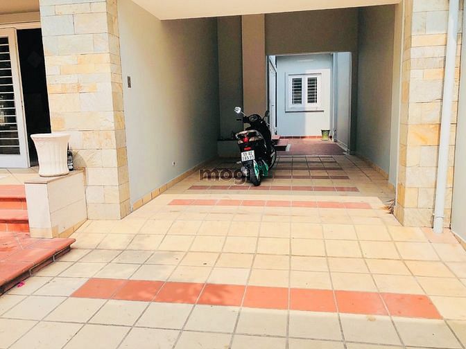 Hình ảnh Cho thuê Biệt Thự 10x20M (4PN 5WC) Full Nội Thất  3 Tầng (Khu Tên Lửa)