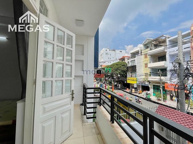 Hình ảnh Căn Hộ Sát Bên Sân Bay ... Ban Công Full Nội Thất