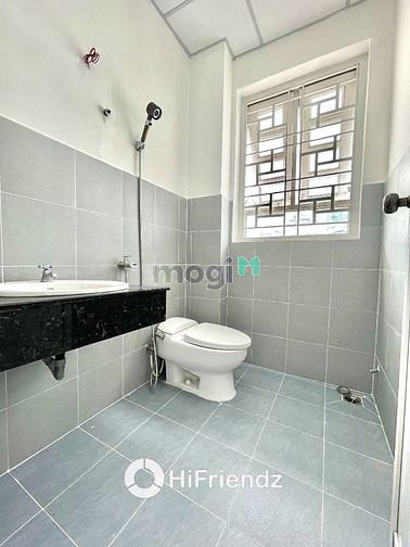 Hình ảnh Studio Full NT_Bancon mặt sau_Máy Giặt Riêng_Đường TÂN CẢNG