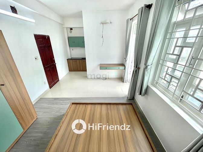 Hình ảnh Studio Full NT_Bancon mặt sau_Máy Giặt Riêng_Đường TÂN CẢNG