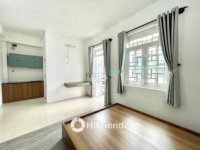 Hình ảnh Studio Full NT_Bancon mặt sau_Máy Giặt Riêng_Đường TÂN CẢNG