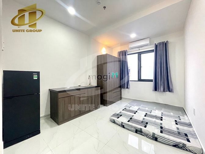 Hình ảnh Phòng trọ, cửa sổ, bancon full nội thất, gần Vincom Q7