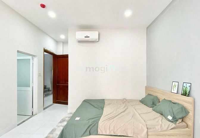 Hình ảnh Phòng trọ, cửa sổ, bancon full nội thất, gần Vincom Q7