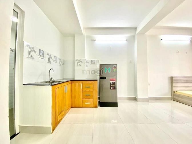 Hình ảnh Cho Thuê Căn Hộ Ban Công Full Nội Thất 40m2 Tân Hương - Vườn Lài