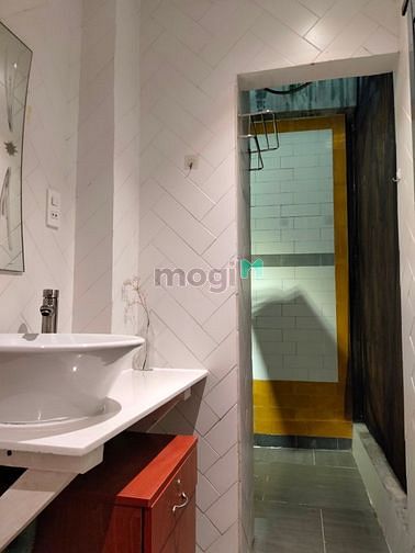 Hình ảnh Studio Full NT_Bancon_Có Sân Sau_Đối diện Landmark81_Vinhomes_SGP