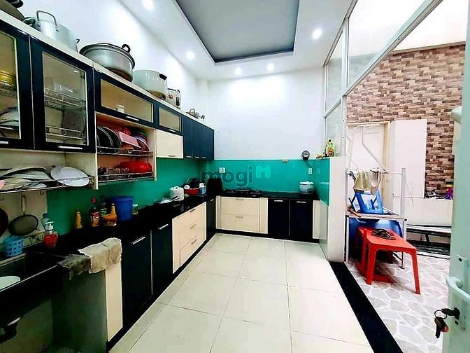 Hình ảnh Bình Tân 👉 1 tỷ 690 Bán nhà hẻm Lê Đình Cẩn, Tân Tạo, Bình Tân