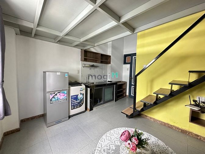 Hình ảnh Duplex đường lý phục man quận 7 cửa sổ lớn máy giặt riêng gác cao