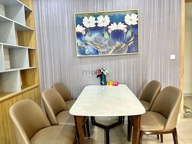 Hình ảnh Emerald 2pn 2vs 1kho , full nội thất đẹp , view hồ sinh thái.