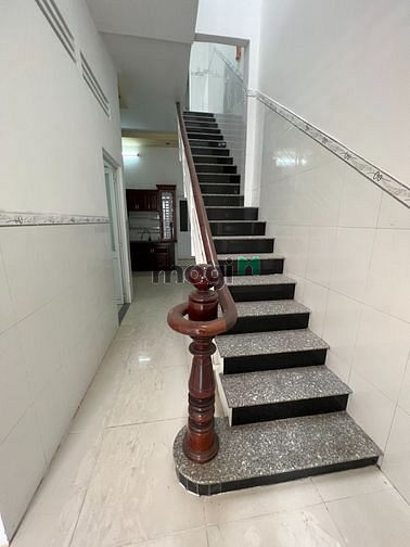 Hình ảnh Bán nhà 1 trệt 1 lầu đường Nguyễn Văn Hoa P.Thống Nhất. SHR Giá 4,8 tỷ