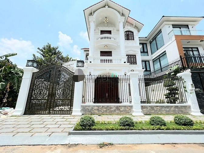 Hình ảnh Siêu Phẩm Biệt Thự Khu Nam Long Phước Long B, Thủ Đức 240m chỉ 21 tỷ.