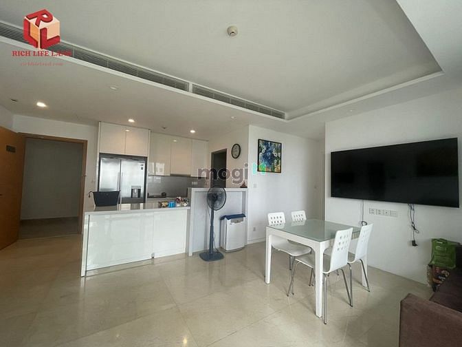 Hình ảnh Diamond Island - full nội thất, cao tầng view hồ bơi, nội khu chỉ 26TR