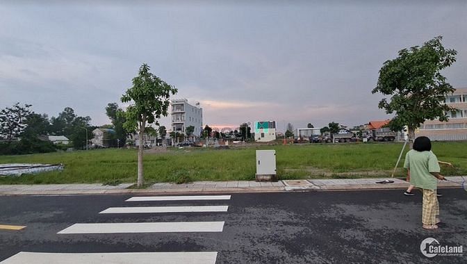 Hình ảnh Vài lô duy nhất nằm ở KDC Công Ích Q4, Phú Mỹ, Q7, 90m2/ 2tỷ900t, SHR