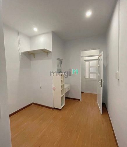 Hình ảnh Cần bán nhà Hoàng Hoa Thám,Tân Bình,52.5m2,2PN,2WC,SHR,hẻm 4m,1tỷ3