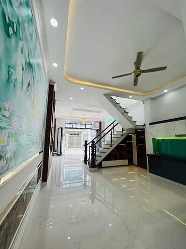 Hình ảnh Hẻm xe hơi Huỳnh Văn Nghệ Tân Bình SHR giá chỉ 1 Tỷ 930