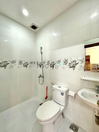 Hình ảnh Căn Hộ Ban Công Sát Vạn Hạnh Mall Đối Diện Đường 3/2 Rộng 30M2