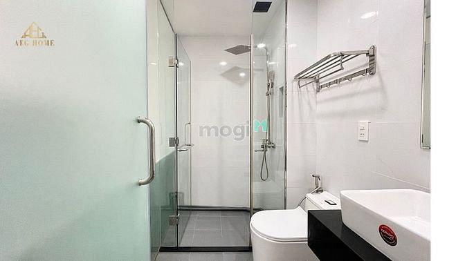 Hình ảnh Mb6623 nạp rút nhanh chóng mới ban công đầy nắng đối diện chợ Bến Thành Quận 1