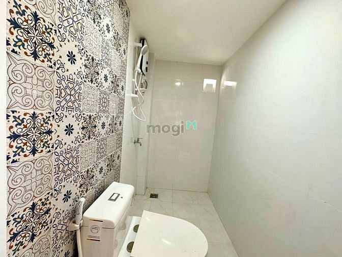 Hình ảnh Trống sẵn 1 phòng duy nhất sát Q1,Q3