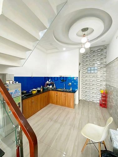 Hình ảnh Cho thuê nhà mới xây, có sẵn nội thất quận Tân Bình