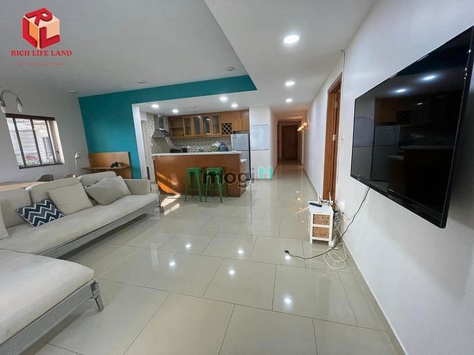 Hình ảnh RIVER GARDEN CHO THUÊ 2PN với Sân Vườn 40m2 view Landmark81 (Căn hiếm)