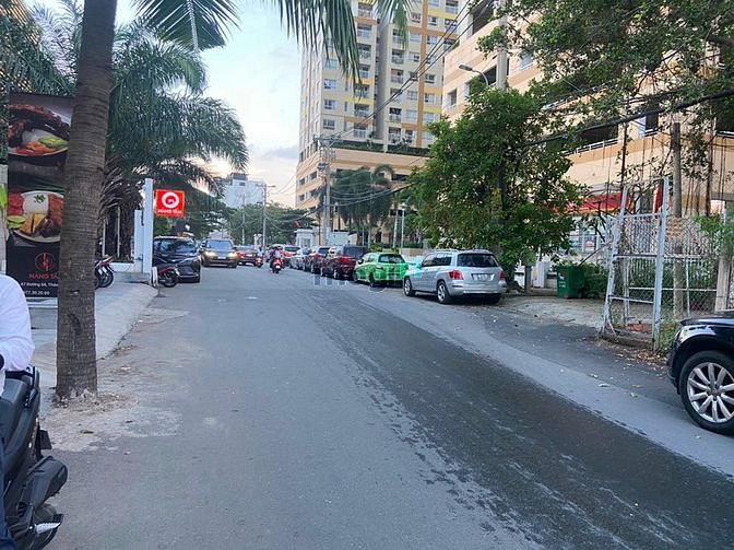 Hình ảnh Cho thuê đất Thảo Điền đã có sẵn khung nhà tiền chế 700m2 giá 83 triệu