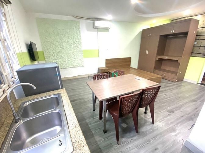 Hình ảnh studio full NT gần bờ kè Hoàng Sa, cầu Bông,CVLê Văn Tám,Chợ Tân Định