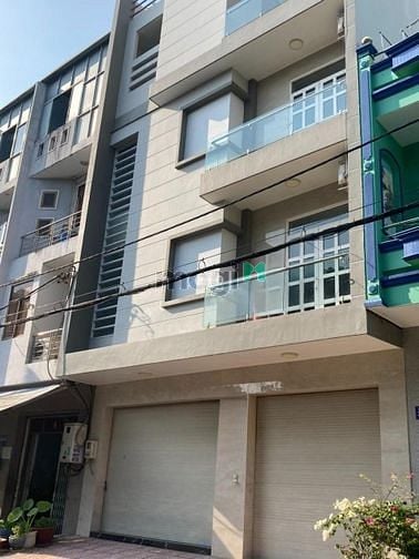 Hình ảnh Cho thuê nhà mới rộng 8x17m khu Bình Phú Quận 6