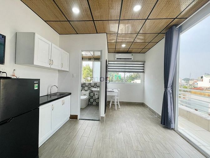 Hình ảnh Căn 30m2 full nội thất - bancol 5ph đi Hàng Xanh, Chợ Bà Chiểu