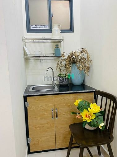 Hình ảnh Cho thuê phòng full nội thất cửa sổ Khánh Hội Q4