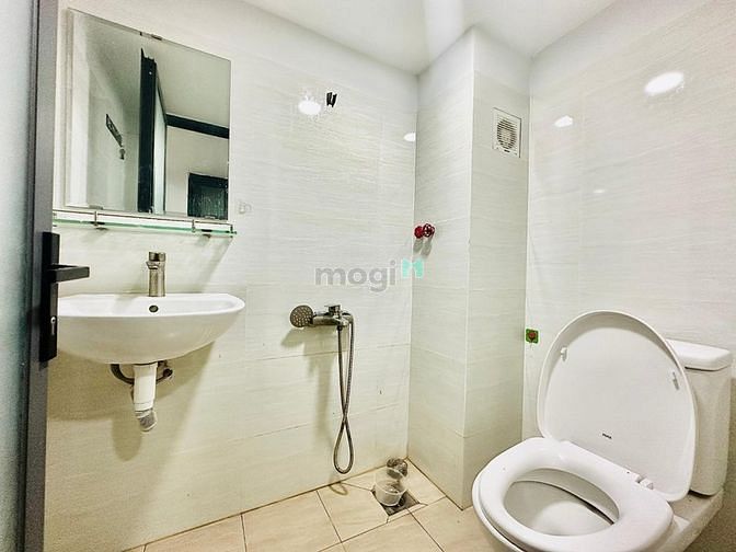 Hình ảnh CHDV 30m2 đối diện Sân Golf Tân Sơn Nhất