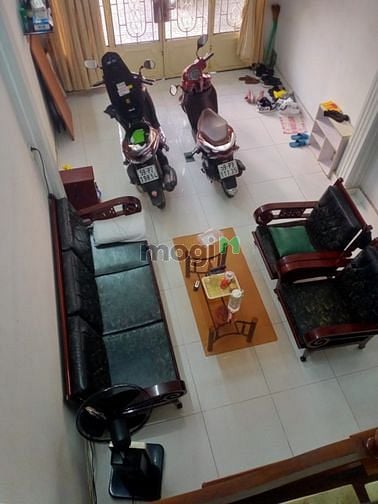 Hình ảnh Cho thuê nhà mặt tiền đường Phạm Văn Bạch, P15, Tân Bình Gấp!