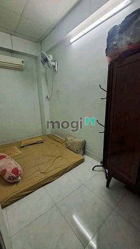 Hình ảnh NHÀ RẺ CHƯA THẤY CÓ tại đường CMT8 Quận 10