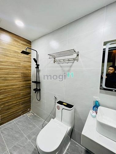 Hình ảnh Siêu Phẩm - Phan Huy Ích  - 4PN KHÉP KÍN - HẺM THÔNG - SỔ NỞ HẬU