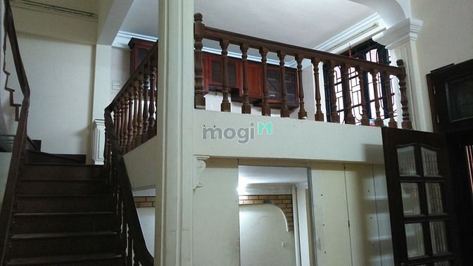 Hình ảnh Cho thuê nhà khu vực Hoàng Cầu - Đống Đa