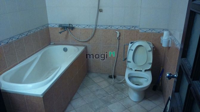 Hình ảnh Cho thuê nhà khu vực Hoàng Cầu - Đống Đa